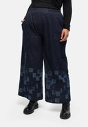 Nílá Hose – Denim Dorcha, Cruth Balún
